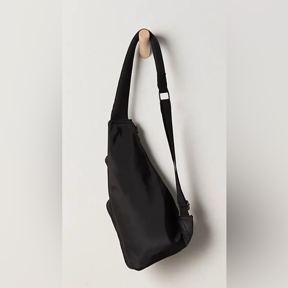 FP Movement Sprinter Sling - Picture 2 of 4